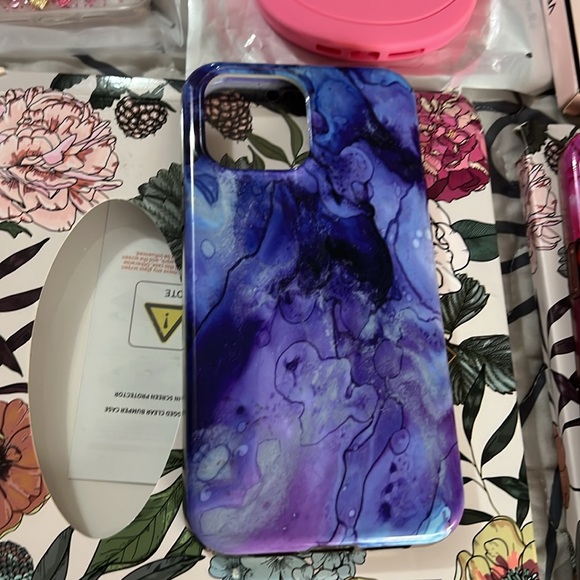 iPhone 13 Pro Max cases - Picture 5 of 8